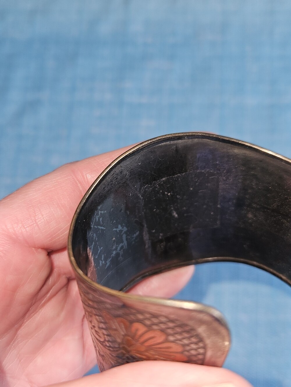 Vintage Pewter and Copper Etched Floral Bracelet Cuff - Picture 8 of 9